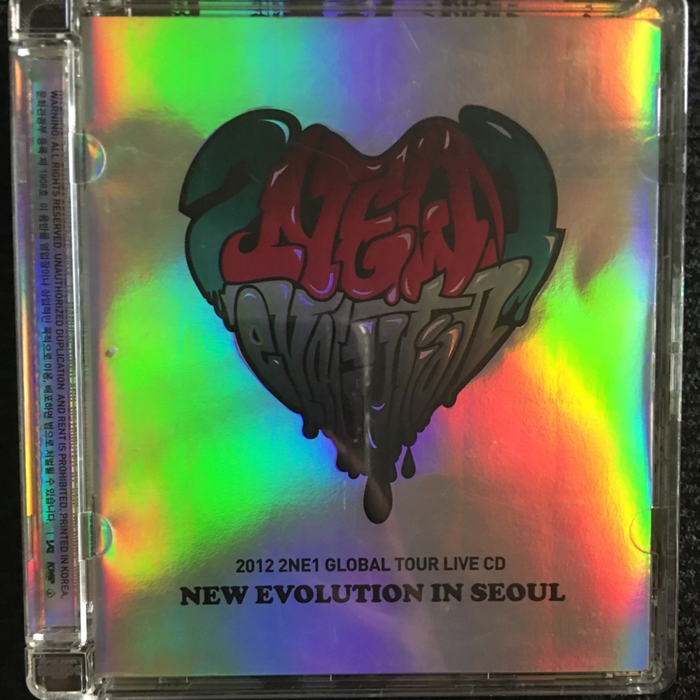2NE1 new evolution in seoul CD